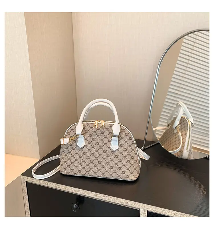 Women's Green Leather Shoulder Bag 2024 Style — feature 32