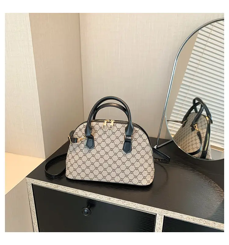 Women's Green Leather Shoulder Bag 2024 Style — feature 33