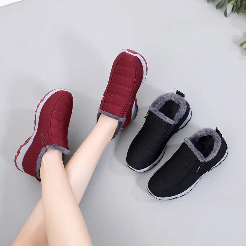 Winter Old Beijing Cloth Shoes Women's Middle-aged and Elderly fleece-lined Thickened sneaker Flat Non-slip Mother Shoes Warm Snow Boots