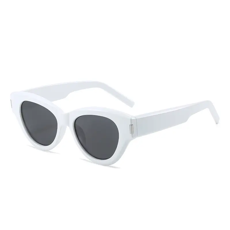 2025 Retro Butterfly Cat-Eye Sunglasses with UV Protection - Image 4