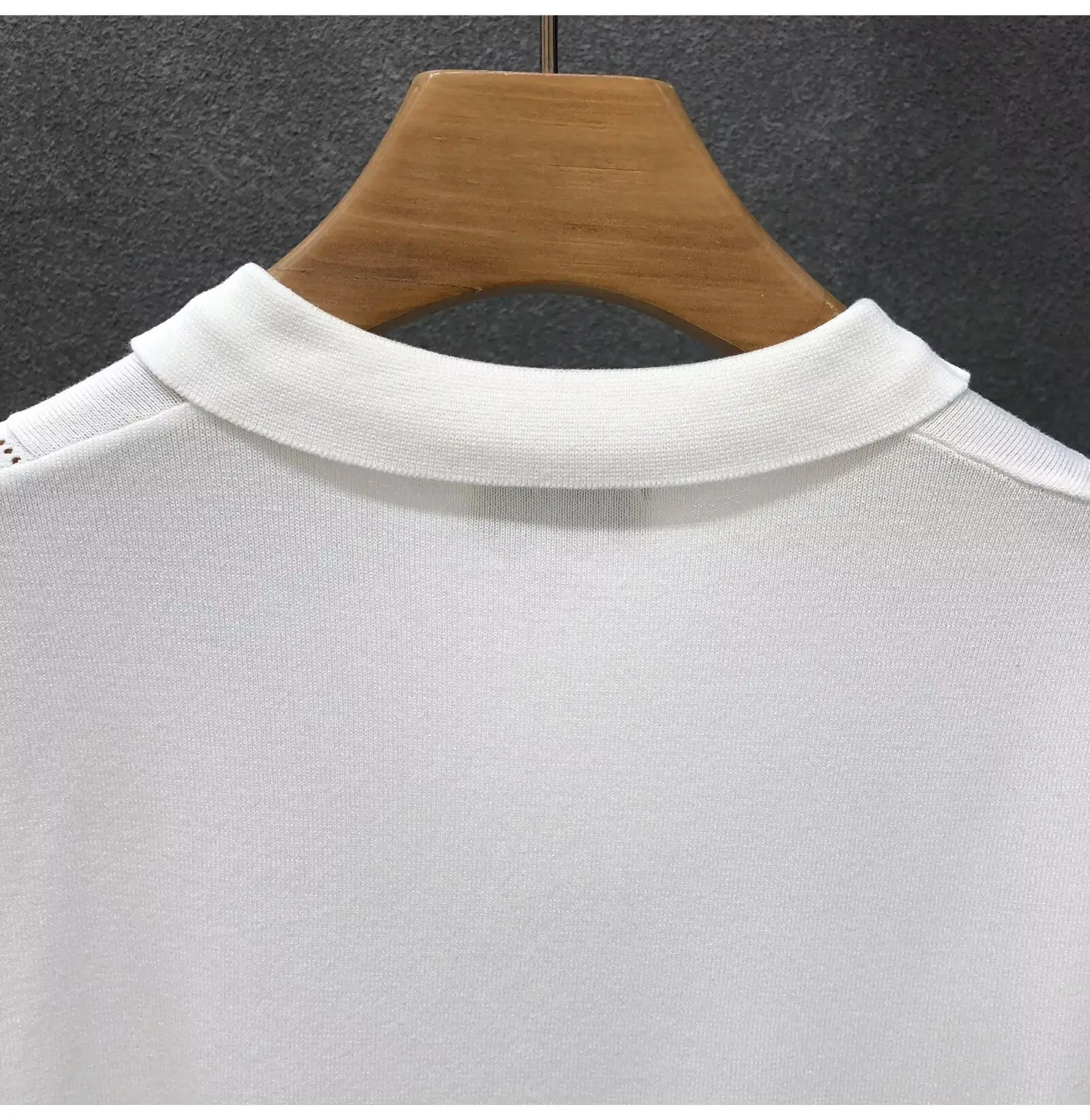 Men White Ice Silk Half Sleeve T-Shirt — feature 11