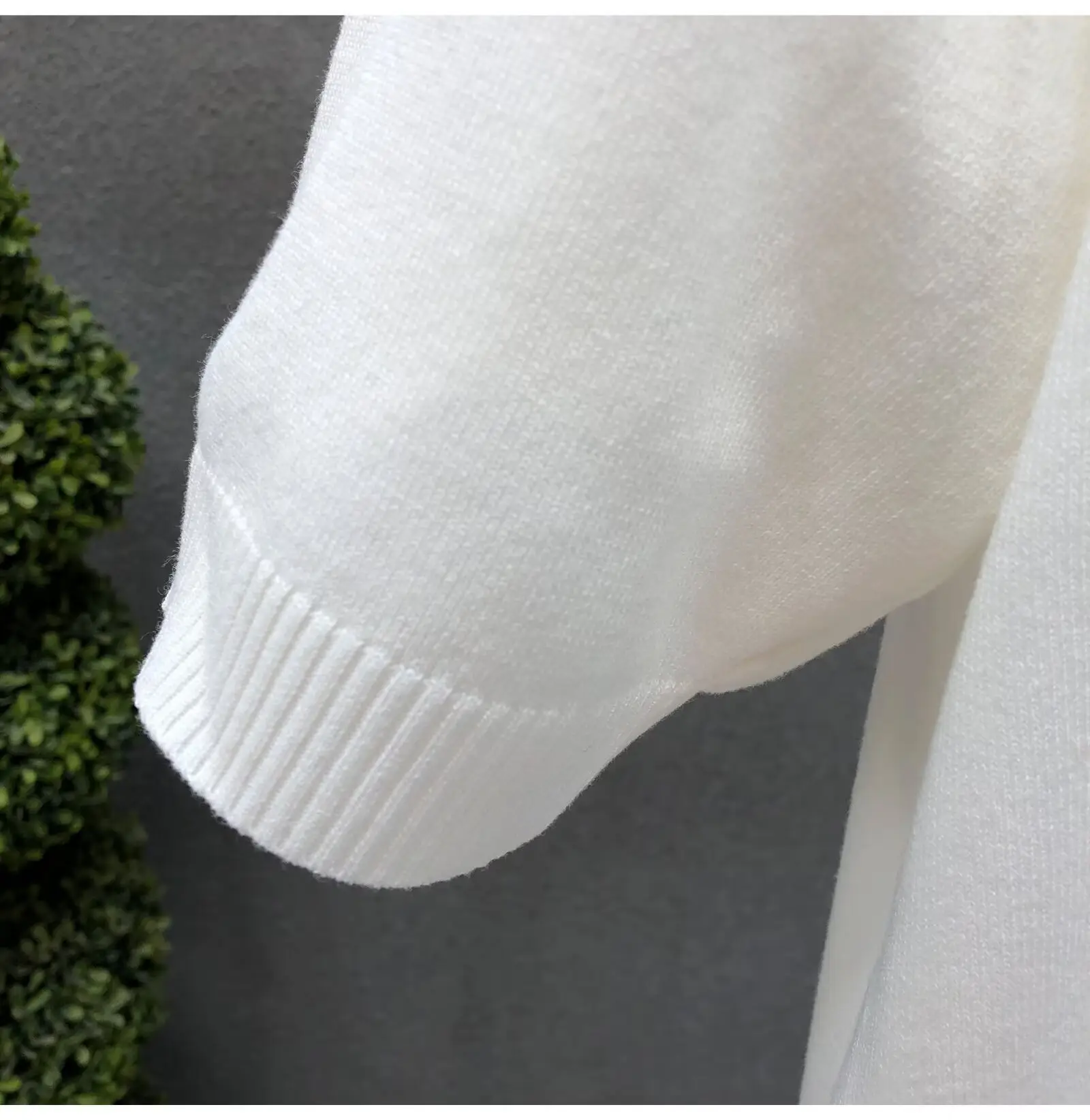 Men White Ice Silk Half Sleeve T-Shirt — feature 13