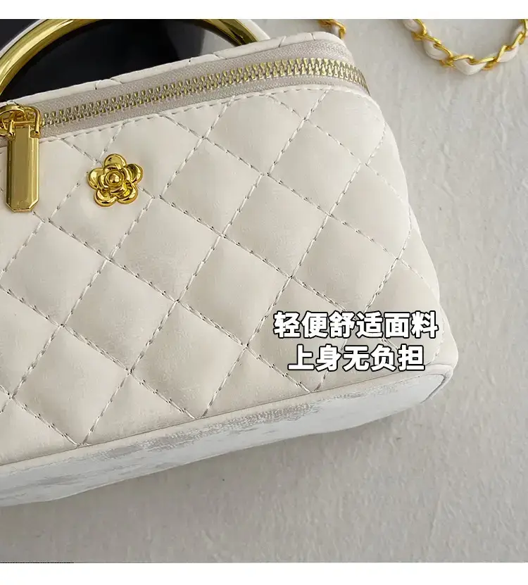 Black Rhombic Chain Shoulder Bag for Women — feature 13