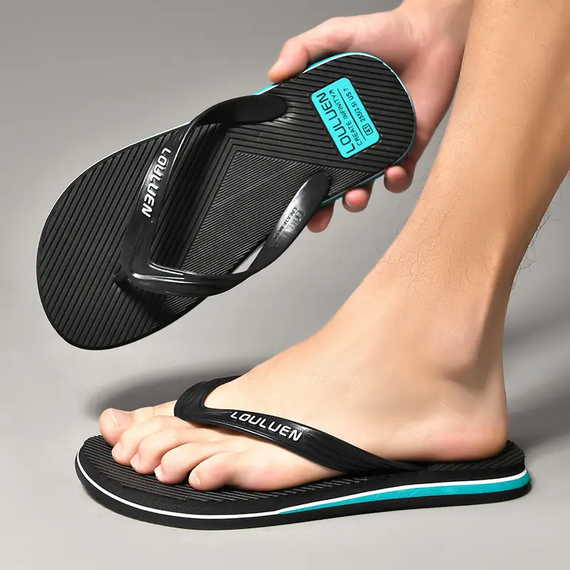 Fujian manufacturers summer men's flip-flops non-slip clip feet outdoor leisure beach sandals and slippers fashion Korean trend
