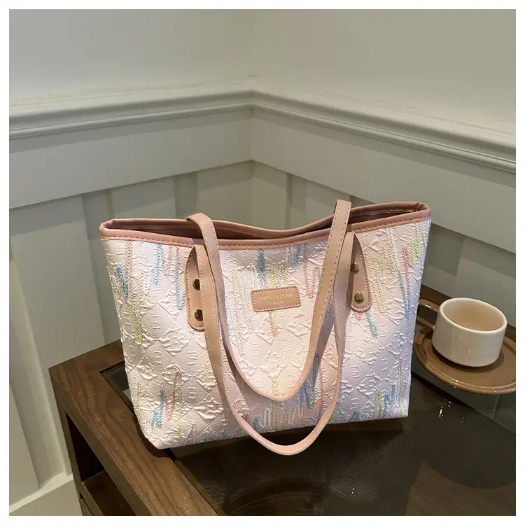 New Personalized Commuter Tote Bag for Women 2024 - Image 7