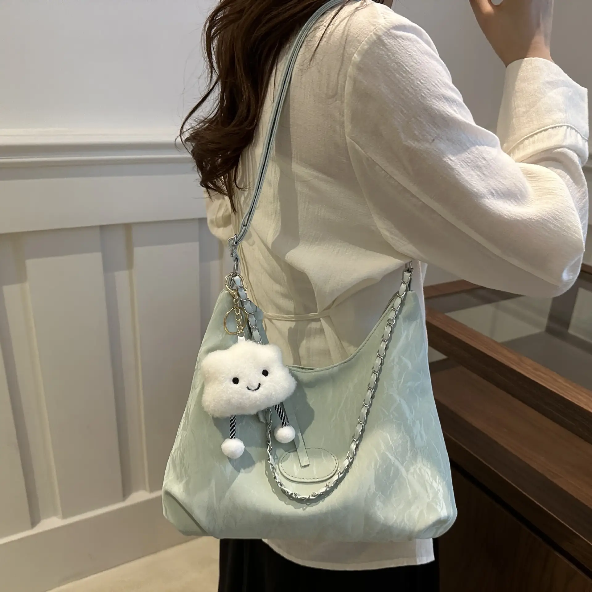 White Korean Style Shoulder Crossbody Bag for Women - Image 10