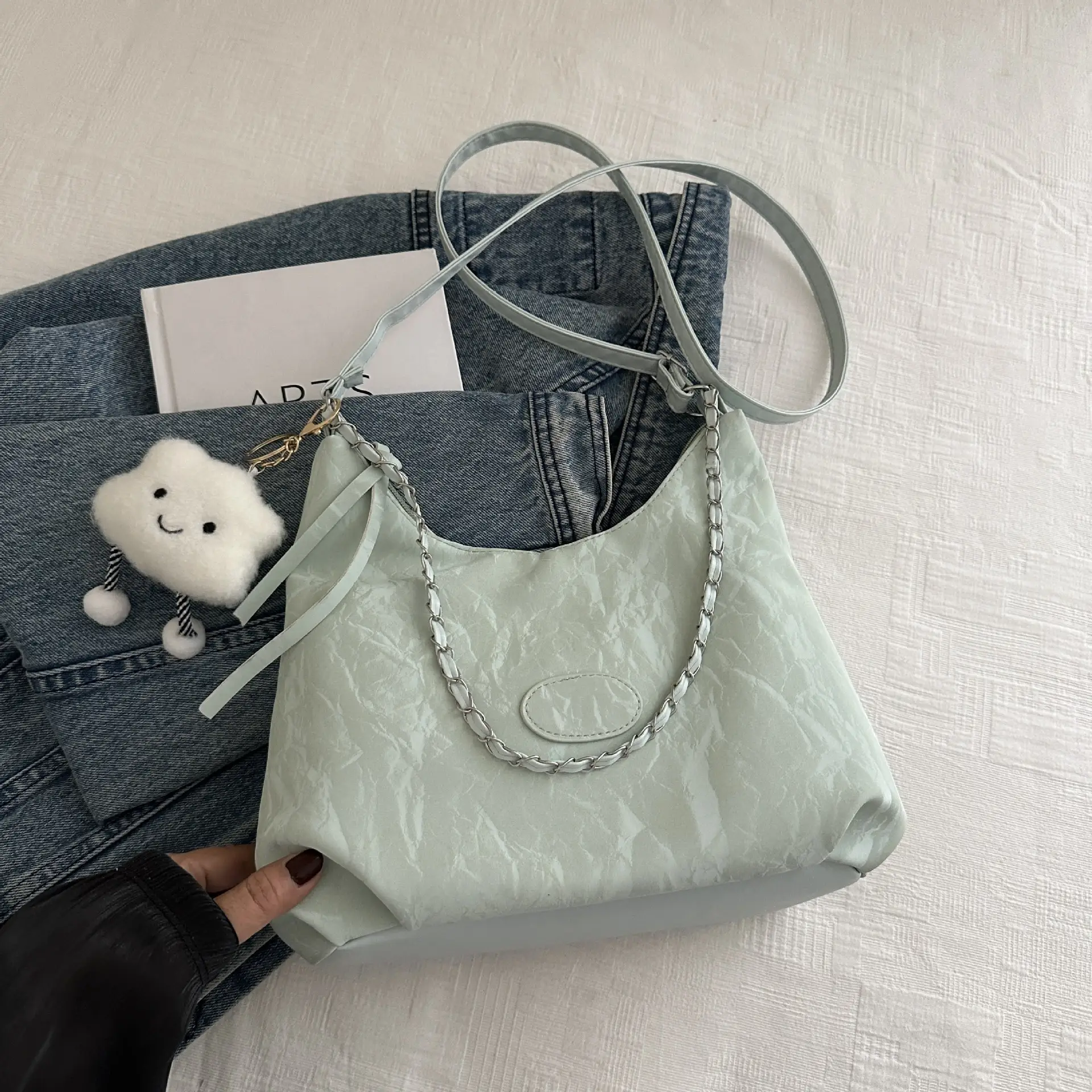 White Korean Style Shoulder Crossbody Bag for Women - Image 6