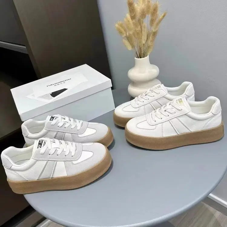Thick-soled retro German training shoes women's 2025 spring new height all-match casual skate shoes explosions sports white shoes — feature 4