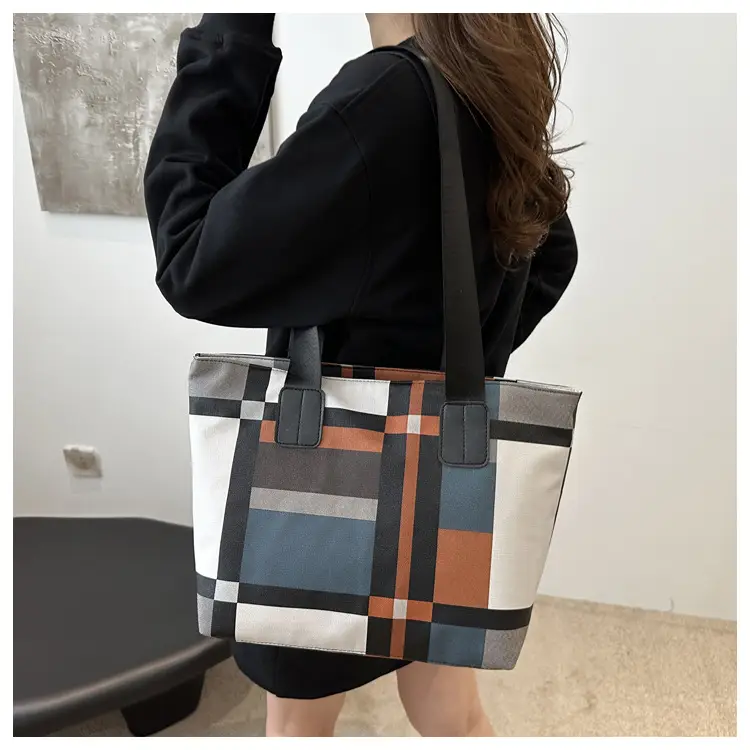 Women's Large Plaid Check Bag Shoulder Commuter Tote — feature 13