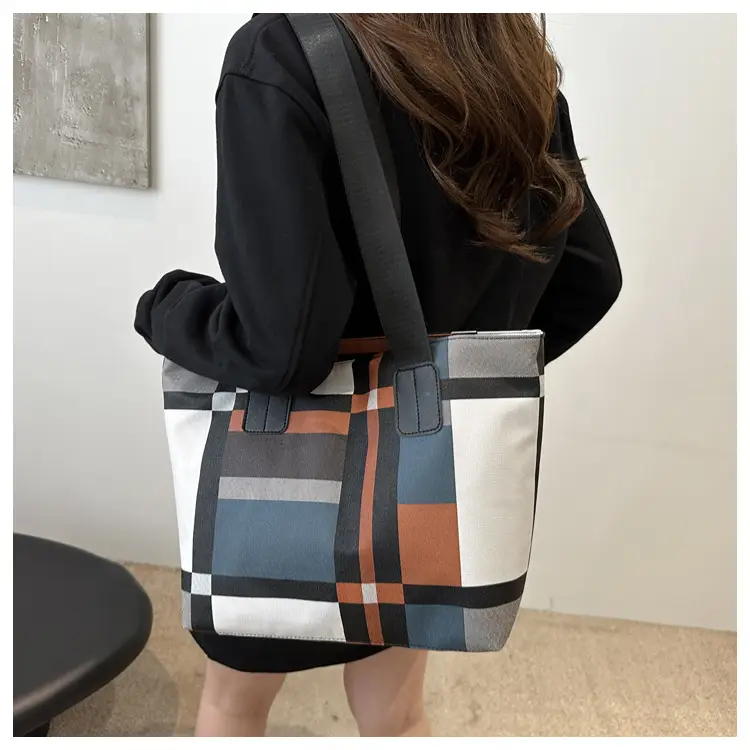 Women's Large Plaid Check Bag Shoulder Commuter Tote — feature 16