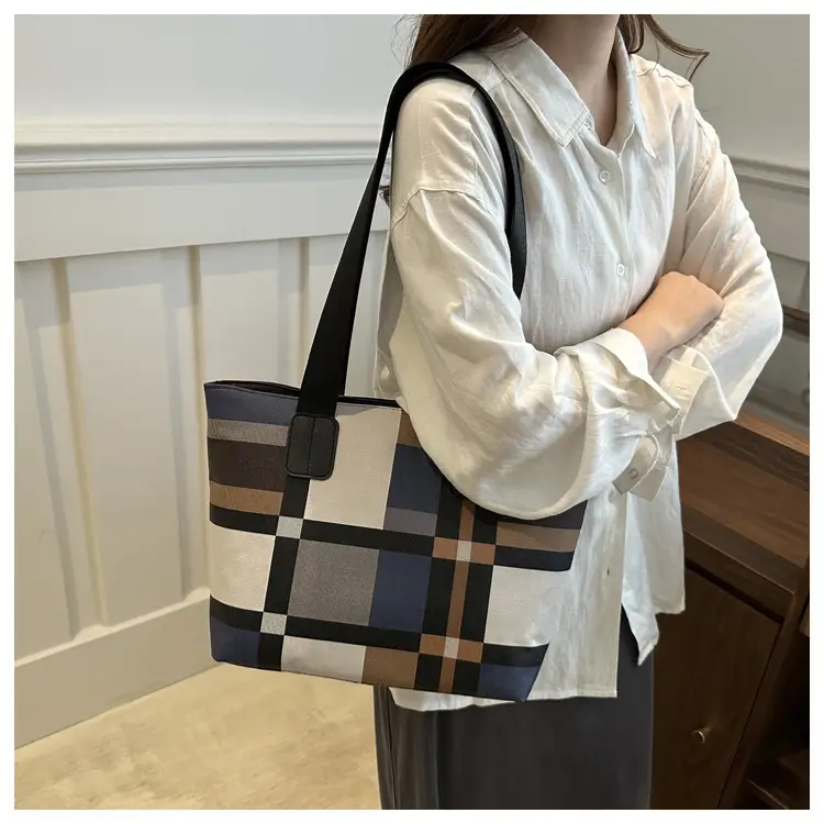 Women's Large Plaid Check Bag Shoulder Commuter Tote — feature 19