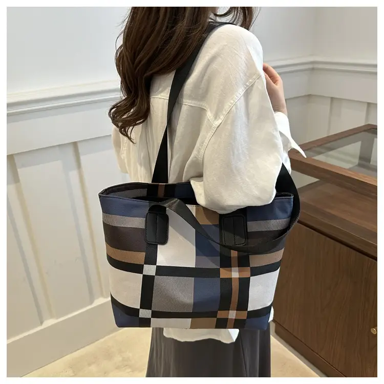 Women's Large Plaid Check Bag Shoulder Commuter Tote — feature 22