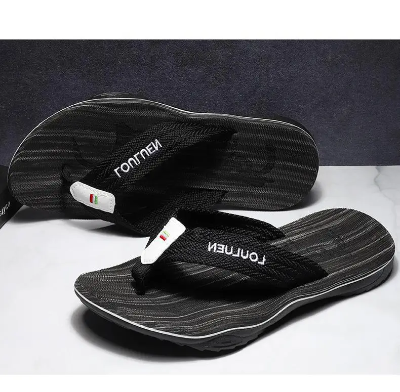Fujian manufacturers new slippers men's summer non-slip beach shoes Korean fashion flip-flops outdoor sandals men's cool — feature 8