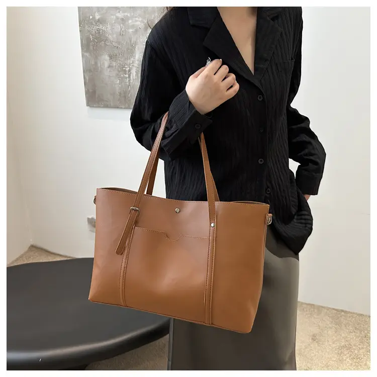 Vintage Textured Shoulder Bag Brown Large Capacity — feature 11