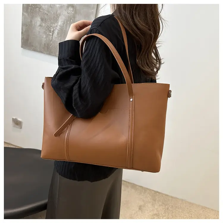 Vintage Textured Shoulder Bag Brown Large Capacity — feature 12