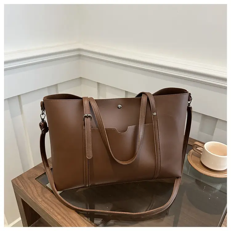 Vintage Textured Shoulder Bag Brown Large Capacity — feature 24