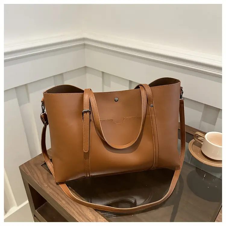 Vintage Textured Shoulder Bag Brown Large Capacity — feature 25