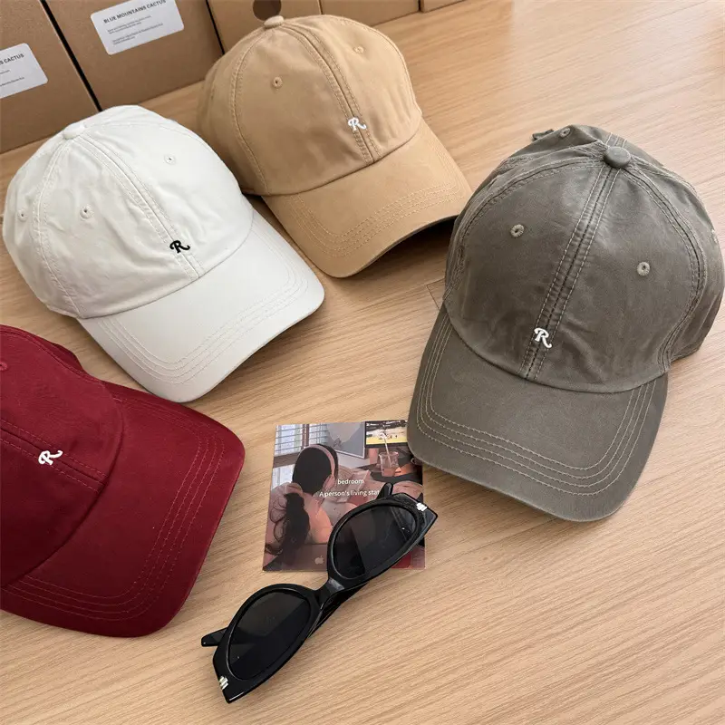 High Quality Retro Baseball Cap with Sunscreen & Sunglasses - Image 10