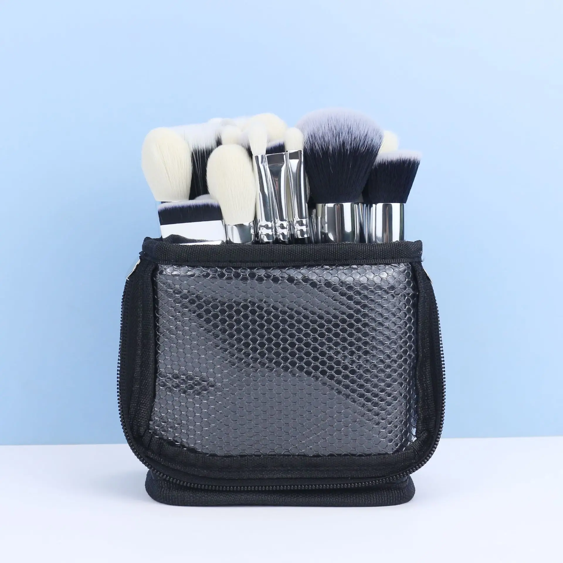Professional Makeup Brush Set 25 Pcs Animal Hair Brush Kit - Image 9