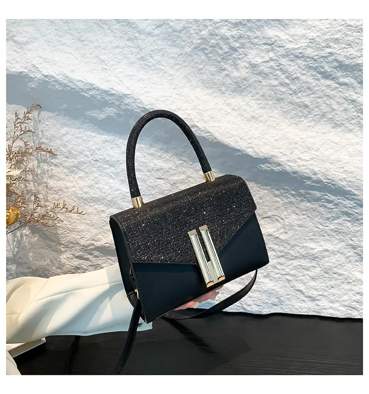 Pink Women's Square Shoulder Bag 2024 — feature 13