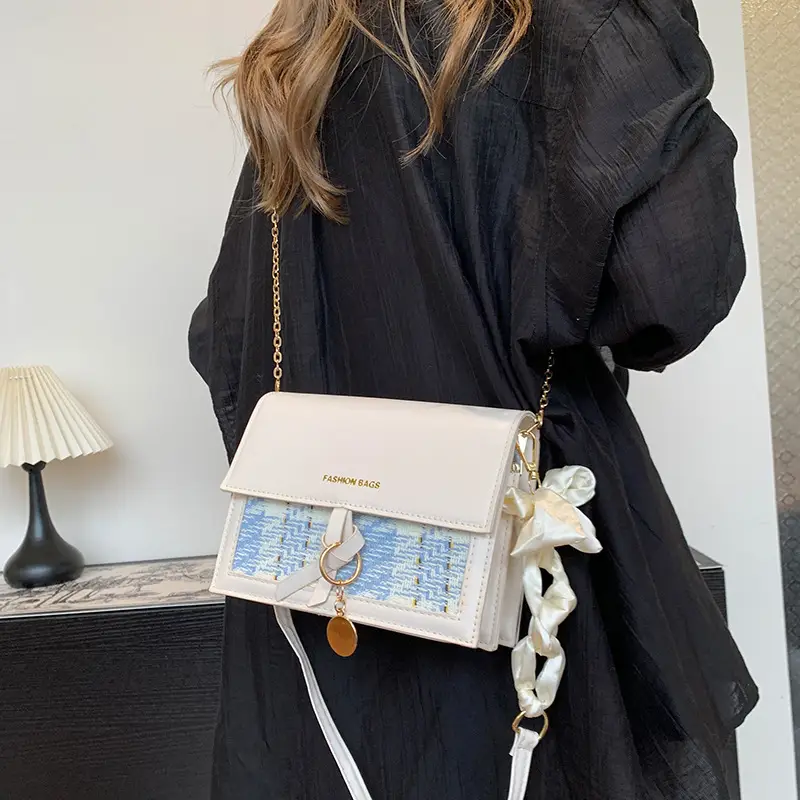 Black Embroidered Chain Shoulder Bag for Women - Image 5