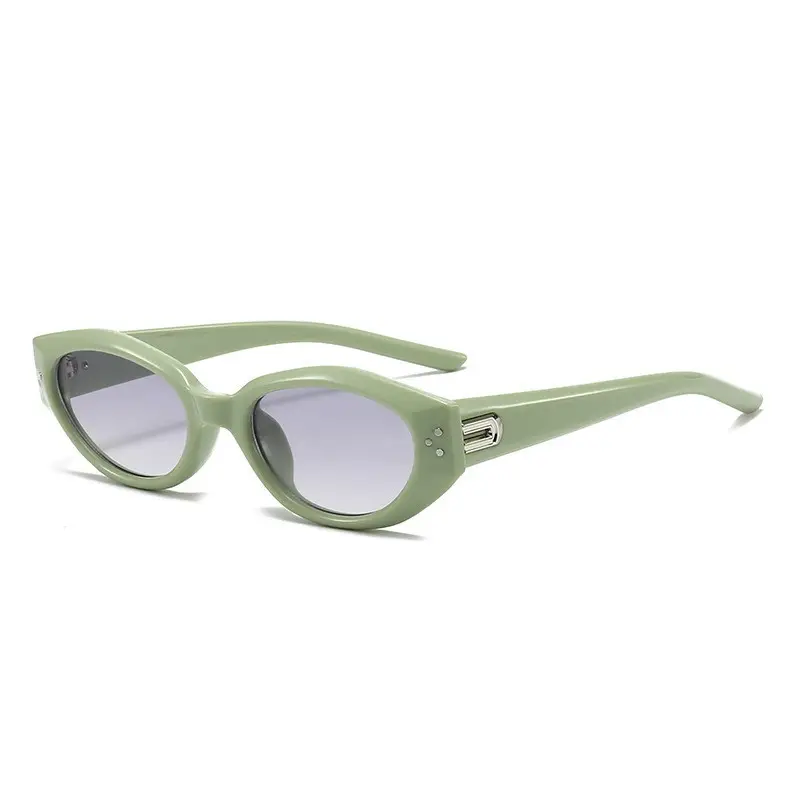 Green Cat's Eye Sunglasses for Women UV Protection - Image 3
