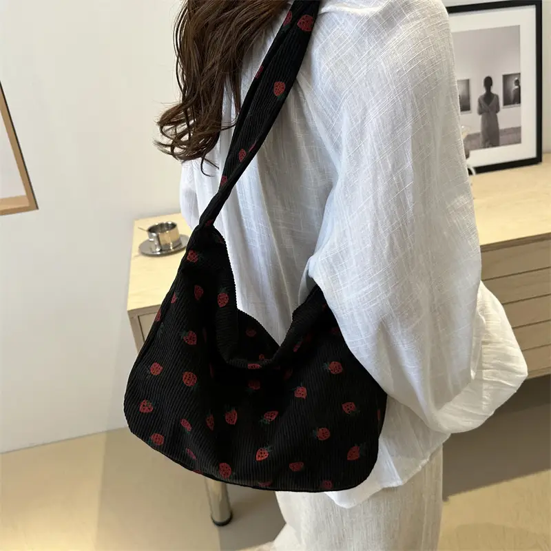 Strawberry Print Casual Tote Bag for Women - Image 5