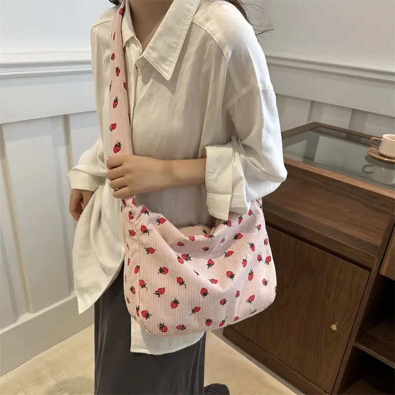 Strawberry Print Casual Tote Bag for Women - Image 6