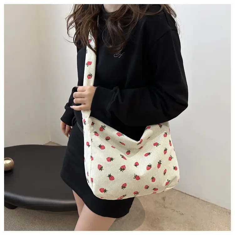Strawberry Print Casual Tote Bag for Women — feature 13