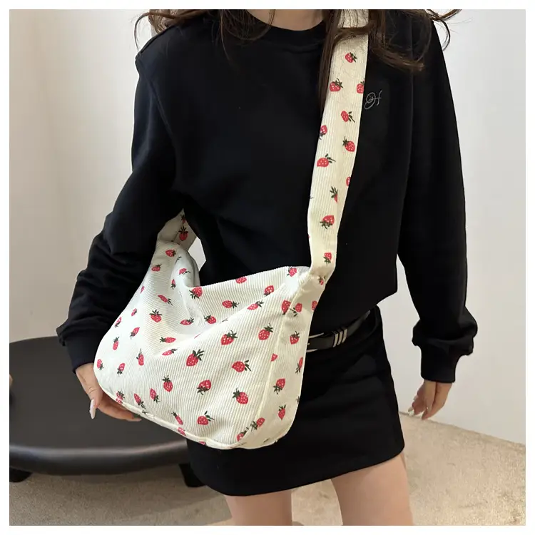 Strawberry Print Casual Tote Bag for Women — feature 14