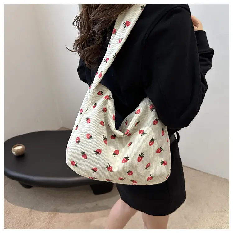 Strawberry Print Casual Tote Bag for Women — feature 17