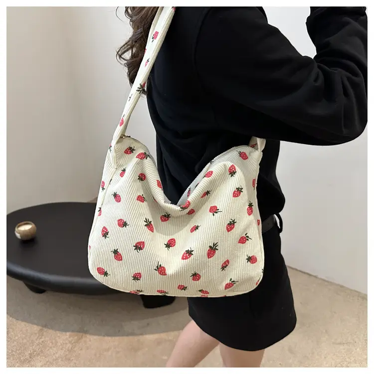 Strawberry Print Casual Tote Bag for Women — feature 18