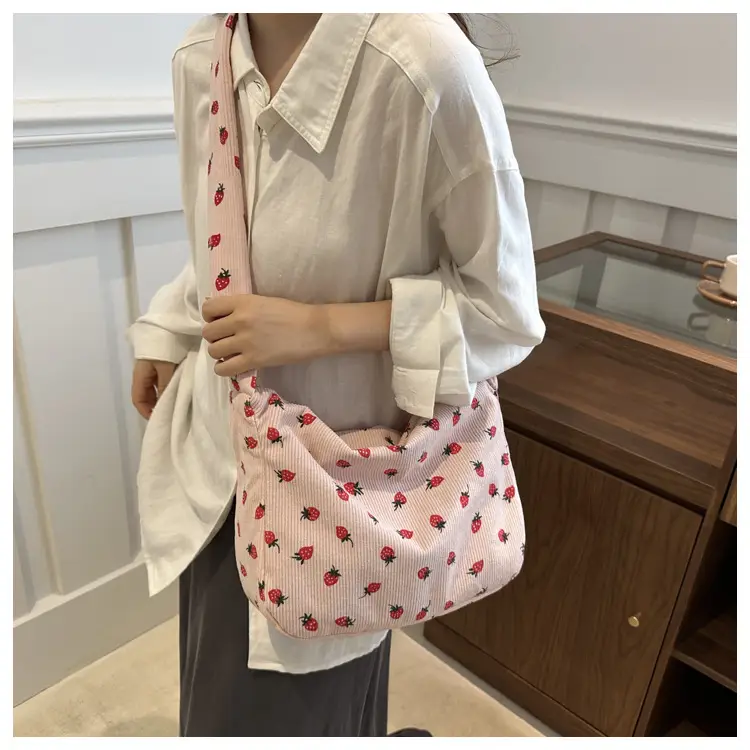 Strawberry Print Casual Tote Bag for Women — feature 19