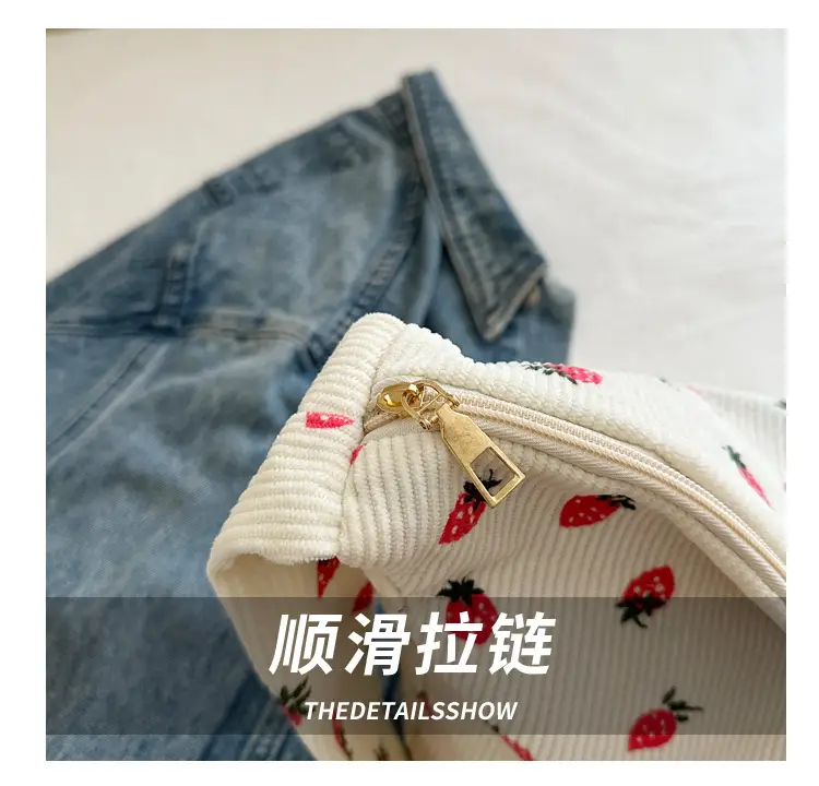 Strawberry Print Casual Tote Bag for Women — feature 6