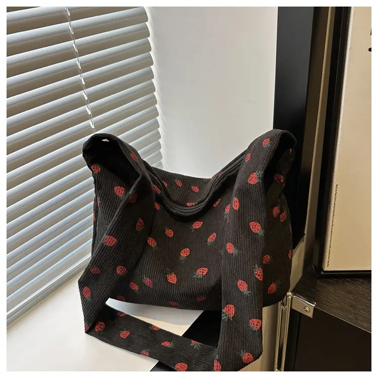 Strawberry Print Casual Tote Bag for Women — feature 9