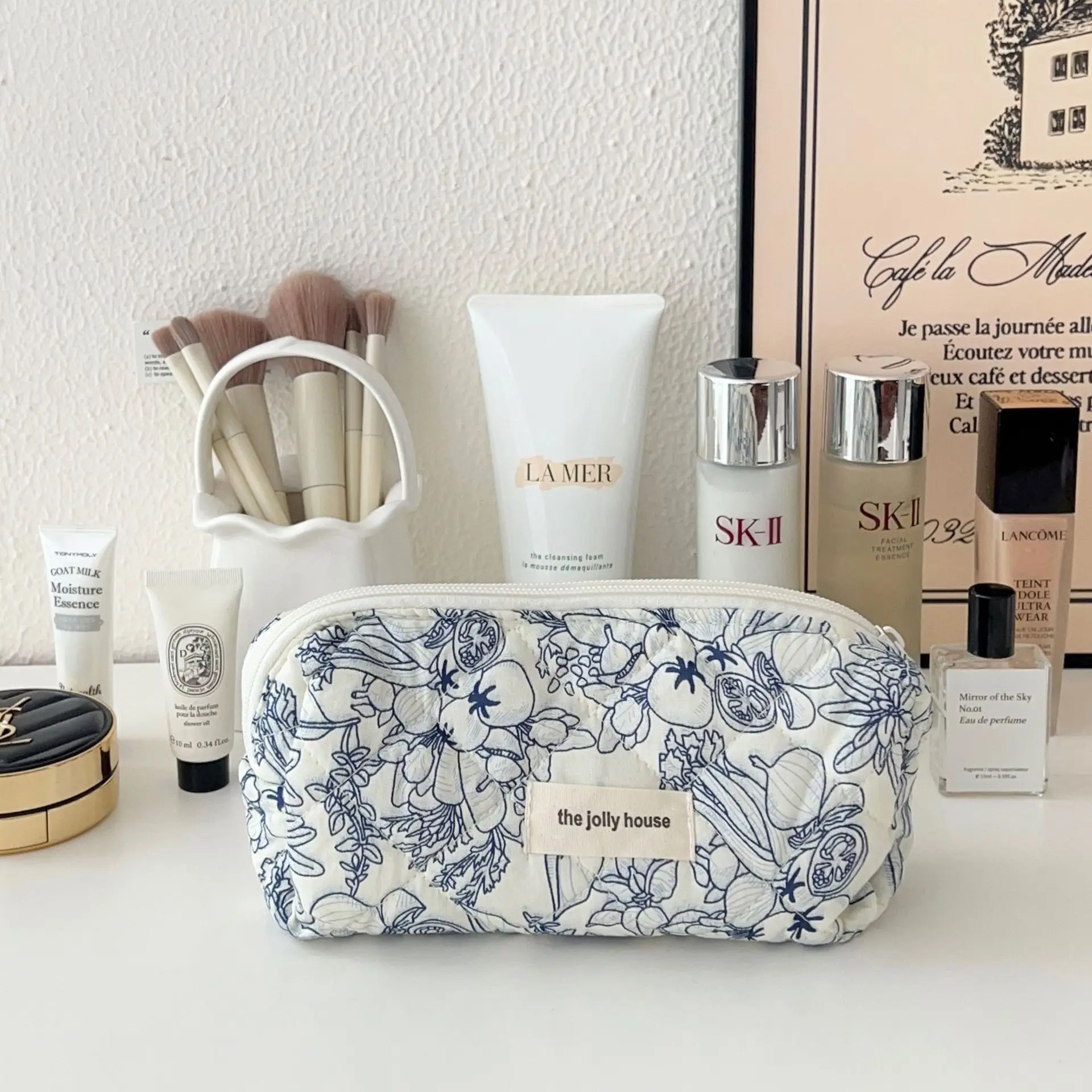 Women's Portable Large Capacity Flower Cosmetic Storage Bag — feature 10