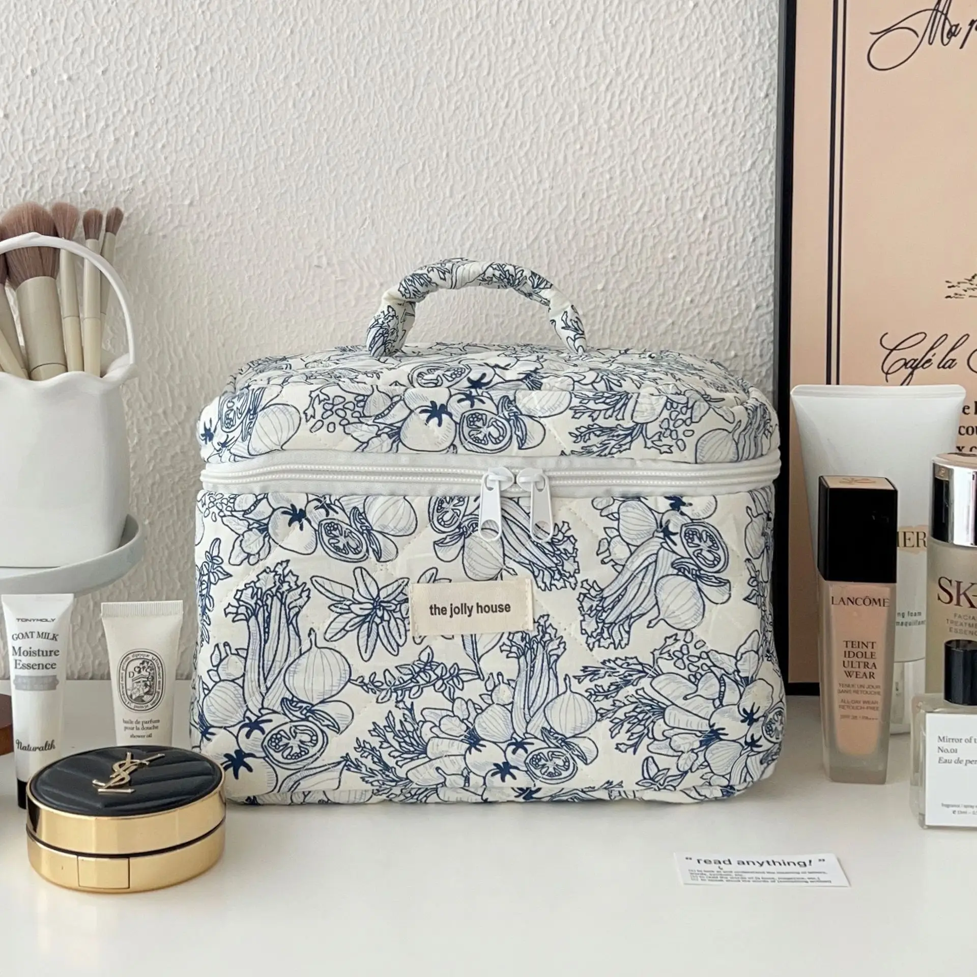 Women's Portable Large Capacity Flower Cosmetic Storage Bag — feature 8