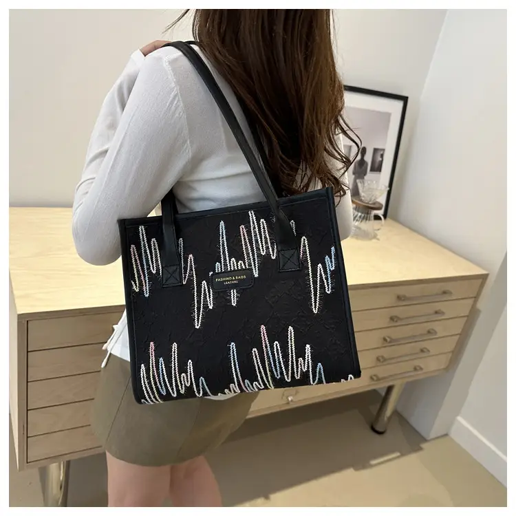 Women's Large Capacity Canvas Tote Bag Brown — feature 18