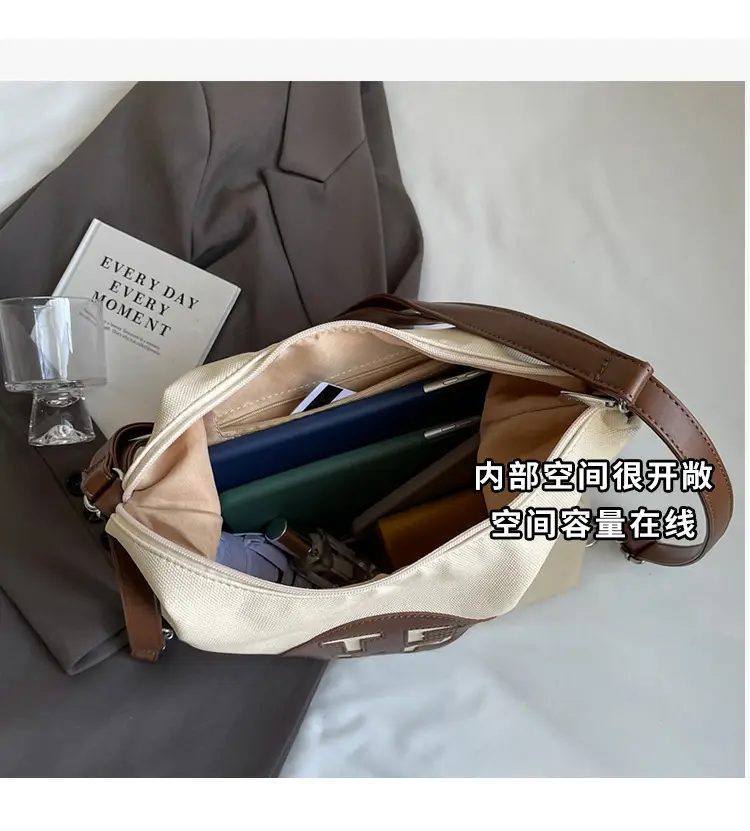 Women's Black Canvas Tote Bag with TE LN Logo — feature 9