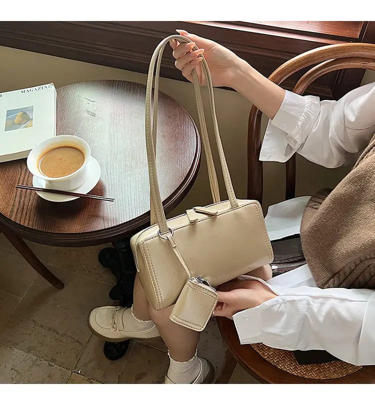 Elegant Korean One Shoulder Bag Beige Square Design — feature 1