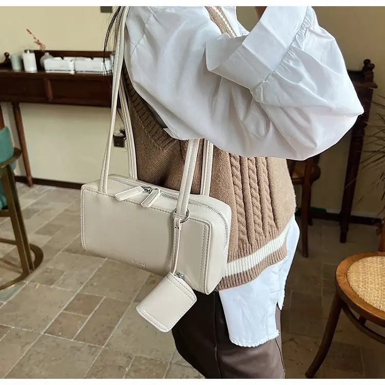 Elegant Korean One Shoulder Bag Beige Square Design — feature 20
