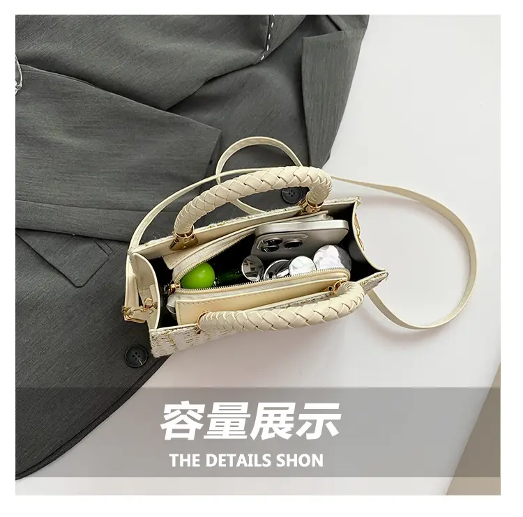 Women Woolen Shoulder Crossbody Bag Black Plaid 2024 — feature 8