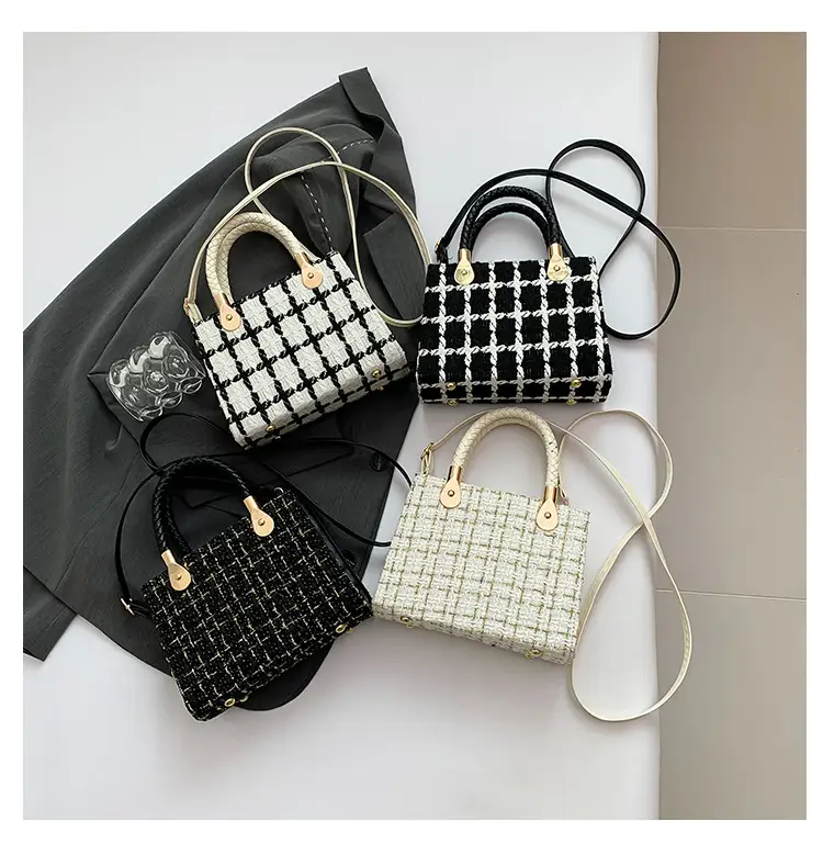 Women Woolen Shoulder Crossbody Bag Black Plaid 2024 — feature 9