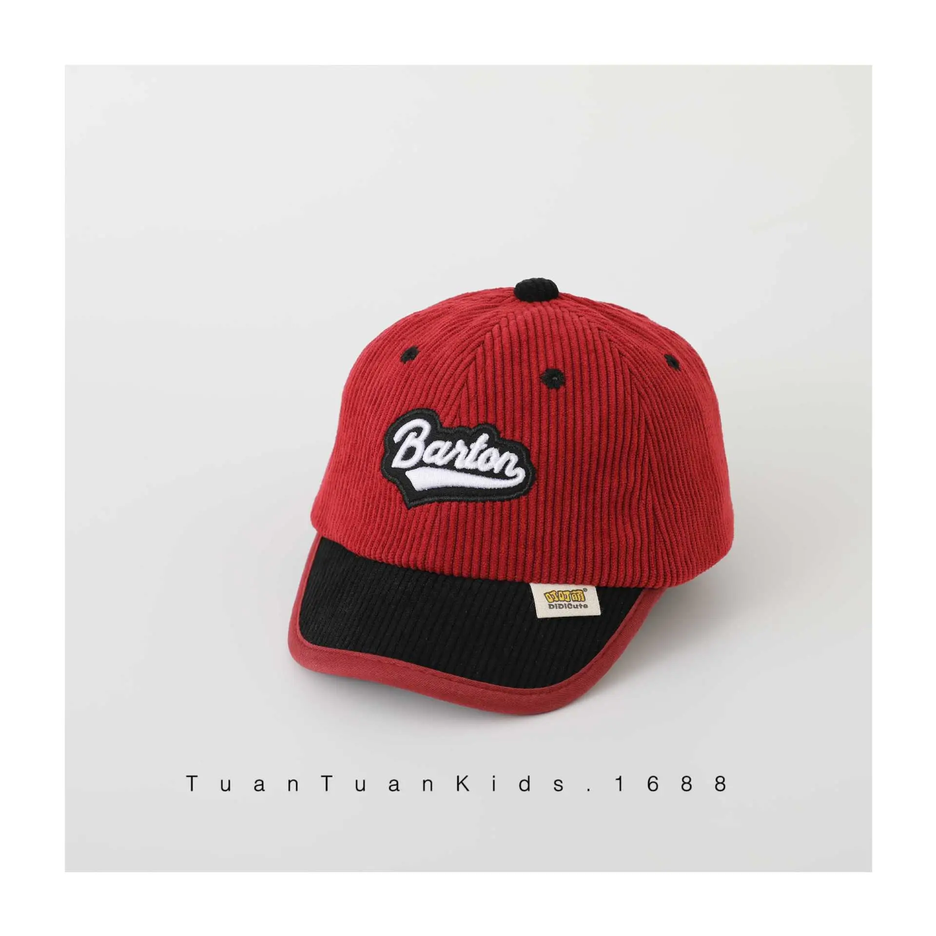Children's Red Baroque Knit Cap with Embroidery - Image 4
