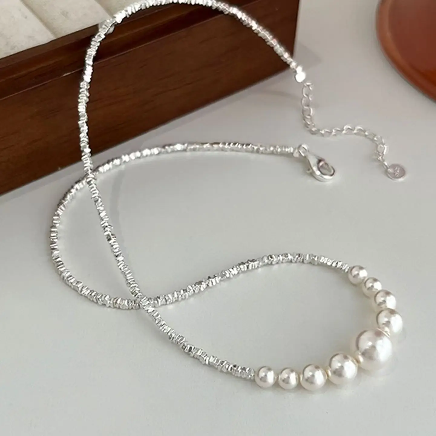 Pure Silver Pearl Necklace for Women Elegant Gift — feature 3