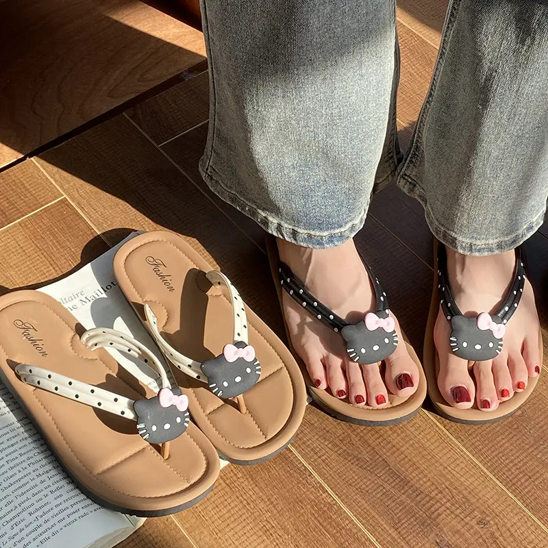 Internet Celebrity Versatile Flip-Flops Cartoon Cute Summer Outerwear Soft-Soled 2024 New Fashion Versatile Sandals - Image 6