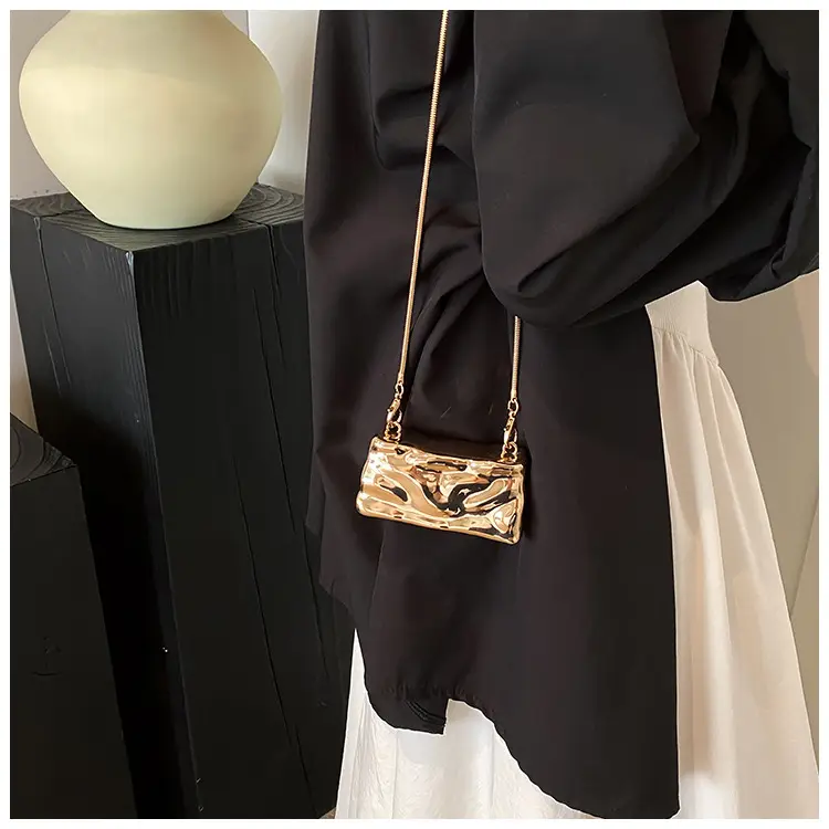 Women's Chain Shoulder Crossbody Bag Niche Design 2024 — feature 17