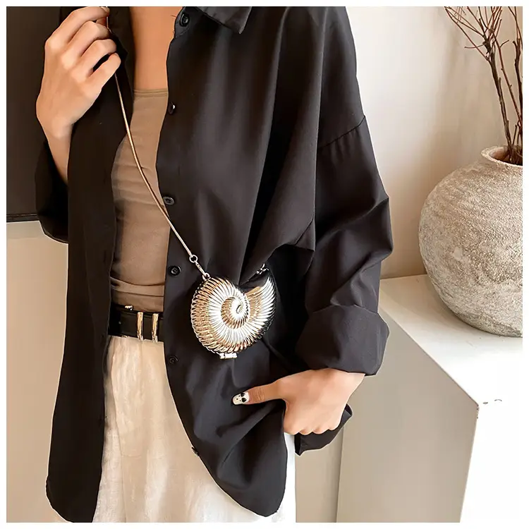 Women's Chain Shoulder Crossbody Bag Niche Design 2024 — feature 9