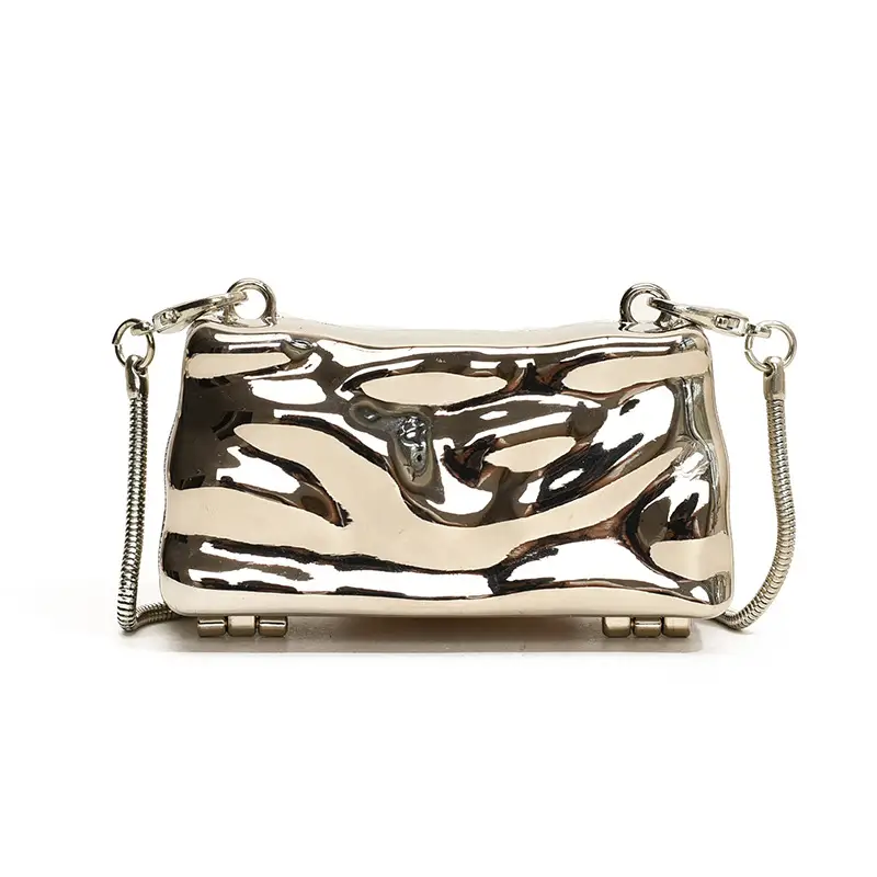 Women's Chain Shoulder Crossbody Bag Niche Design 2024 - Image 4