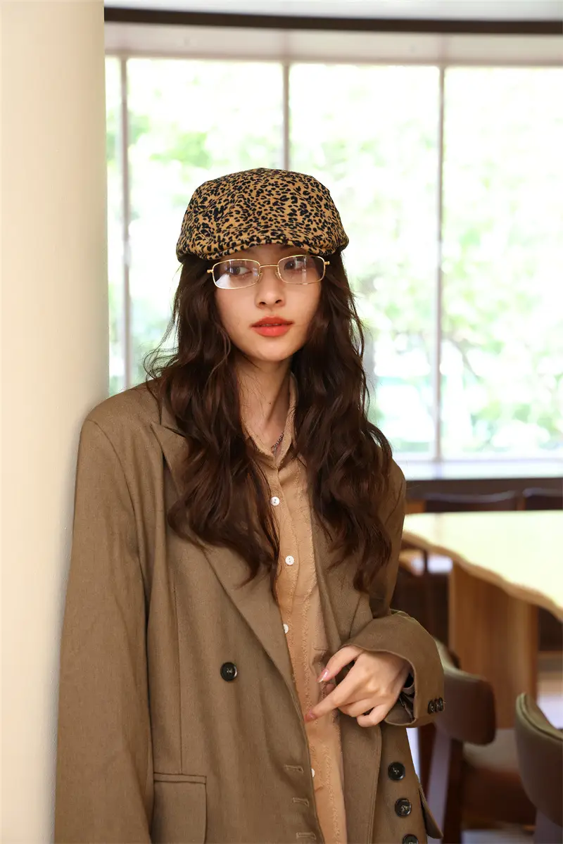 Women Leopard Print Cap with Glasses 2024 New Spice Girls — feature 2
